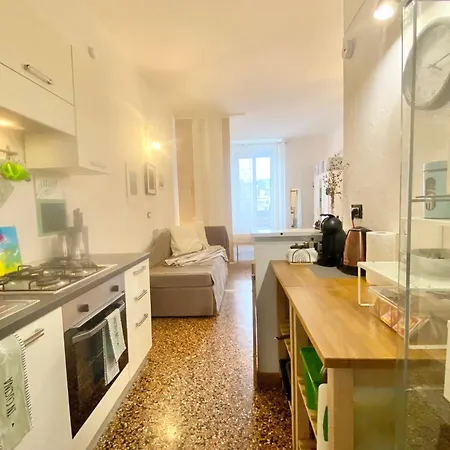 Апартаменты Casaviva - In Genova's Old Town Генуя